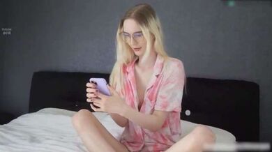 内射我的性感表姐极品白虎太美了